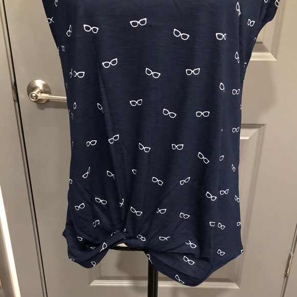 Ladies Izod Top - Picture 5 of 5